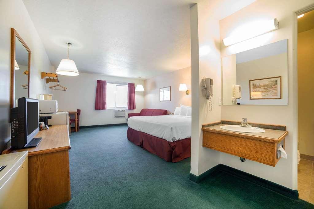 Rodeway Inn Whitehall Chambre photo