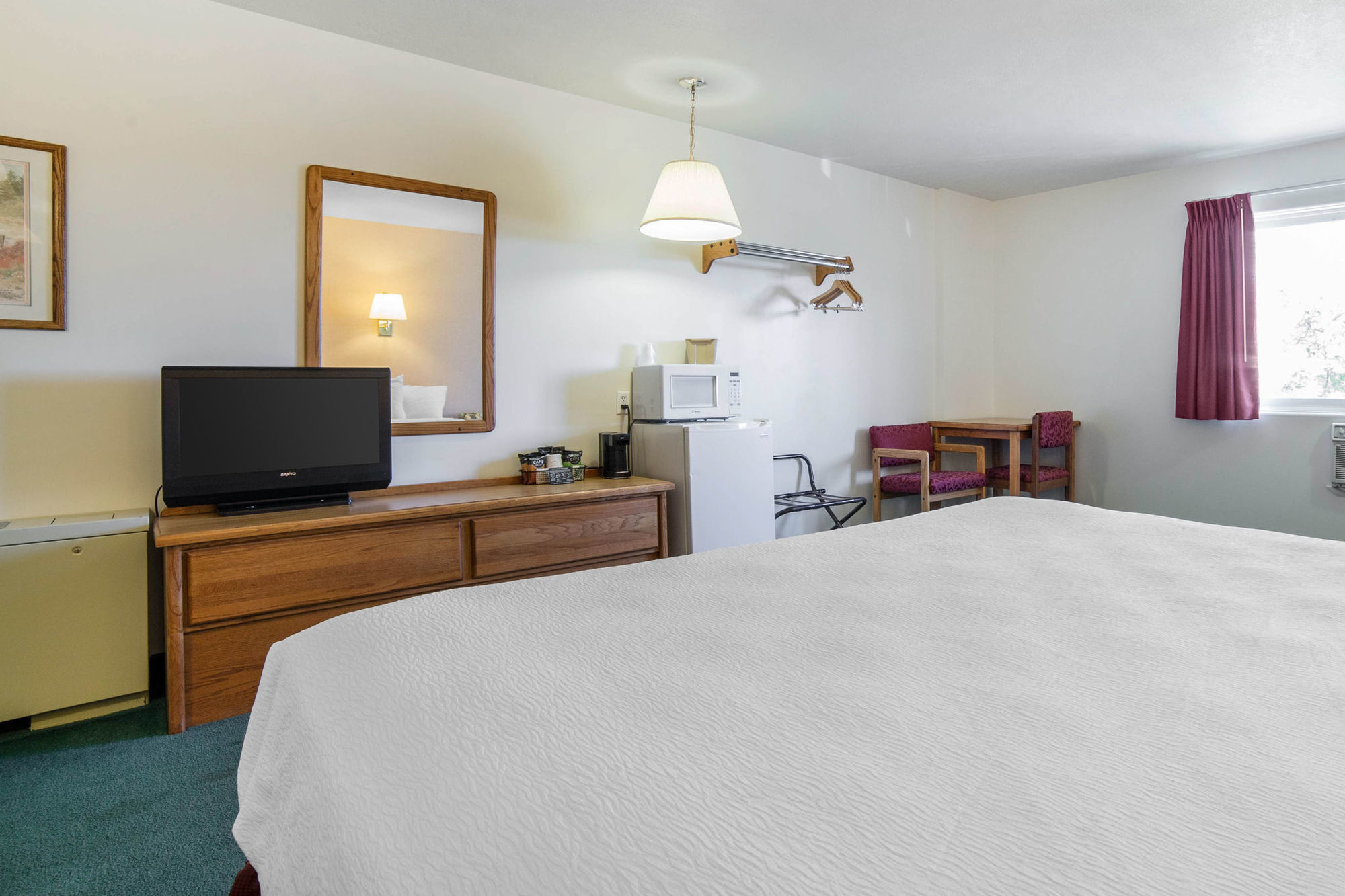 Rodeway Inn Whitehall Chambre photo